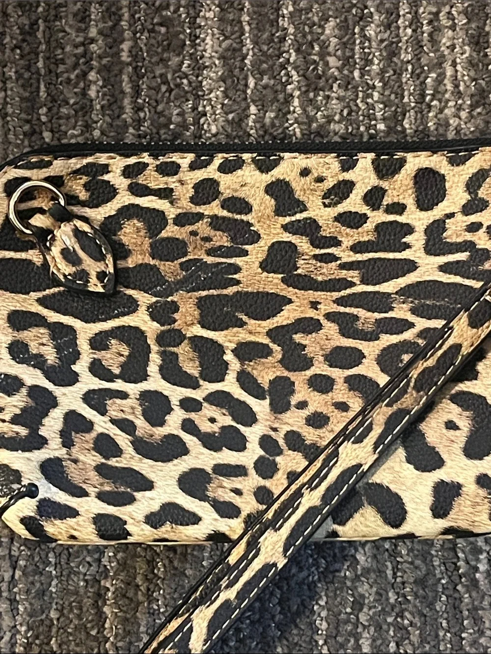 Leopard Print Wristlet Clutch - Tan and Black Joy Susan NWOT 60
